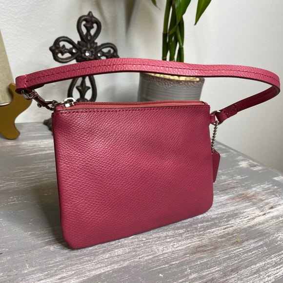 Coach Mauve pink zipper wristlet change purse wrist strap - Picture 5 of 8